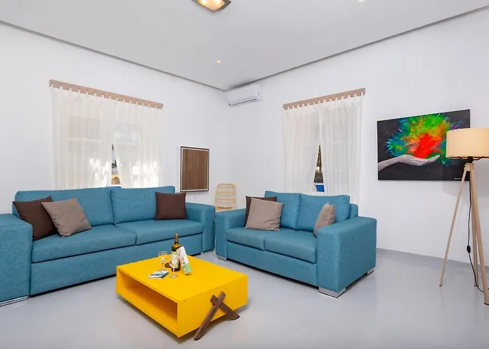 Blue Violet 아파트